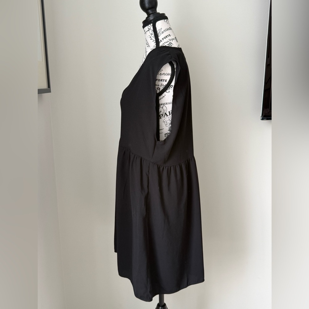 Aritzia Wilfred Talma V Neck Dress - Picture 5 of 11